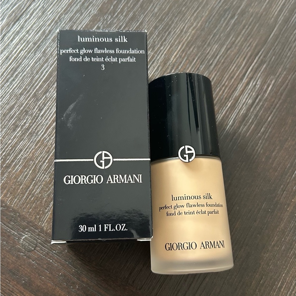 Giorgio Armani Luminous Silk Foundation - shade 3